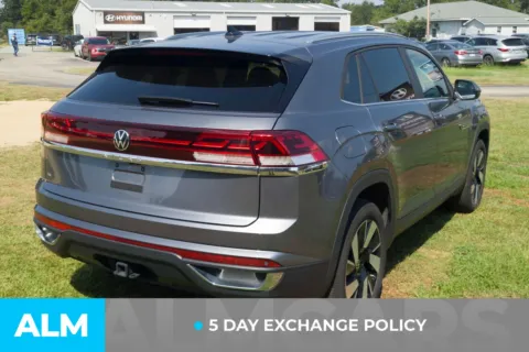 Another view of 2025 Volkswagen Atlas Cross Sport 2.0T SE w/Technology for sale in Lumberton, NC at ALM Hyundai Lumberton