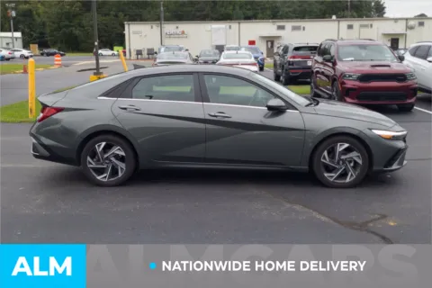 More photos of 2025 Hyundai Elantra SEL Convenience at ALM Hyundai Lumberton, NC