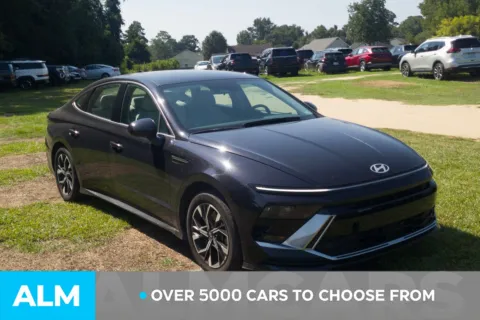 Photos of 2024 Hyundai Sonata SEL for sale in Lumberton, NC at ALM Hyundai Lumberton