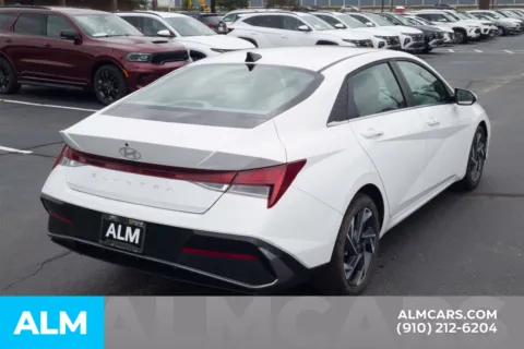 More photos of 2025 Hyundai Elantra SEL Convenience at ALM Hyundai Lumberton, NC