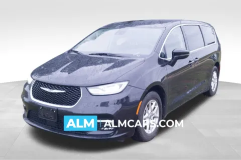 Black 2023 Chrysler Pacifica Touring L for sale in Lumberton, NC