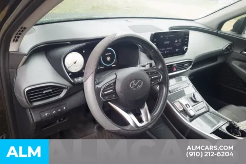 More photos of 2021 Hyundai Santa Fe SEL at ALM Hyundai Lumberton, NC