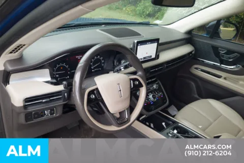 More photos of 2020 Lincoln Corsair Standard at ALM Hyundai Lumberton, NC
