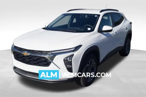 White 2025 Chevrolet Trax LT for sale in Lumberton, NC