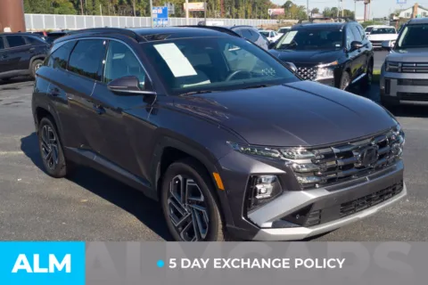 Another view of 2025 Hyundai Tucson Hybrid Limited for sale in Lumberton, NC at ALM Hyundai Lumberton