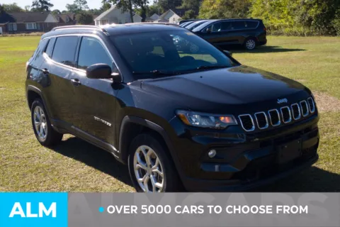 Photos of 2024 Jeep Compass Latitude for sale in Lumberton, NC at ALM Hyundai Lumberton