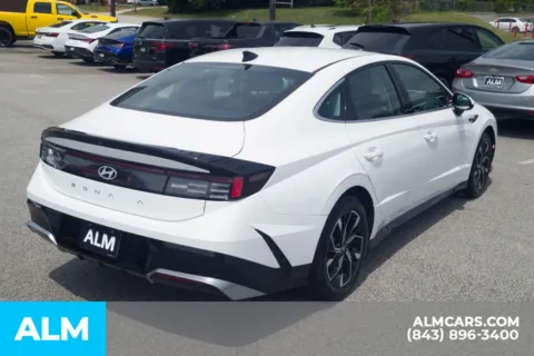More photos of 2025 Hyundai Sonata SEL at ALM Hyundai Florence, SC