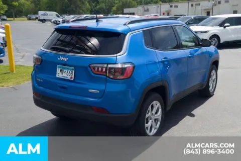 More photos of 2024 Jeep Compass Latitude at ALM Hyundai Florence, SC