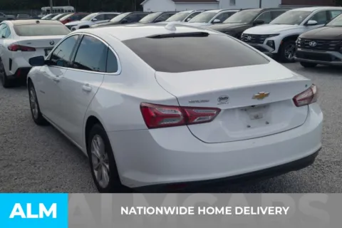 More photos of 2019 Chevrolet Malibu LT at ALM Hyundai Florence, SC
