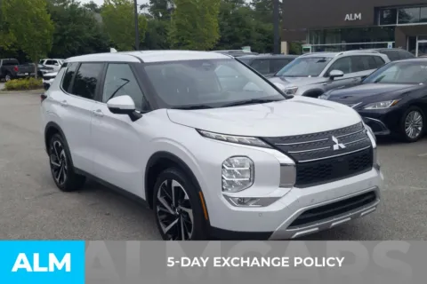 Another view of 2024 Mitsubishi Outlander SE for sale in Florence, SC at ALM Hyundai Florence