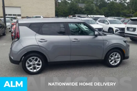 More photos of 2025 Kia Soul LX at ALM Hyundai Florence, SC