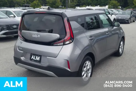 More photos of 2025 Kia Soul LX at ALM Hyundai Florence, SC