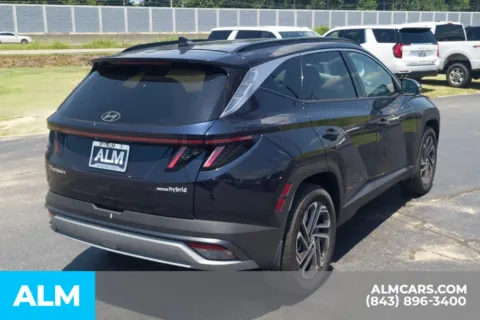 More photos of 2025 Hyundai Tucson Hybrid Limited at ALM Hyundai Florence, SC