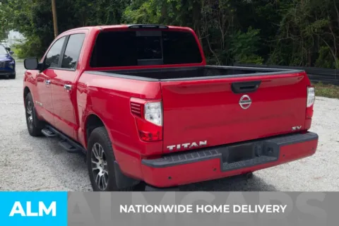 More photos of 2021 Nissan Titan SV at ALM Hyundai Florence, SC