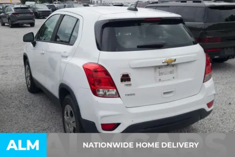More photos of 2018 Chevrolet Trax LS at ALM Hyundai Florence, SC