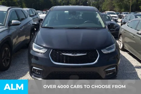 Photos of 2024 Chrysler Pacifica Touring L for sale in Florence, SC at ALM Hyundai Florence