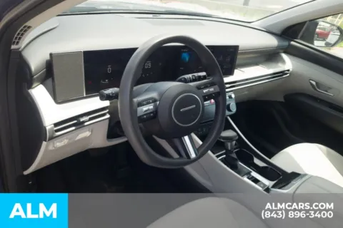 More photos of 2025 Hyundai Tucson SEL at ALM Hyundai Florence, SC