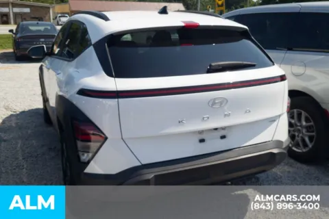 More photos of 2025 Hyundai Kona SEL at ALM Hyundai Florence, SC