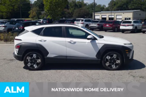 More photos of 2025 Hyundai Kona SEL at ALM Hyundai Florence, SC
