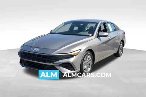 Gray 2024 Hyundai Elantra SEL for sale in Florence, SC