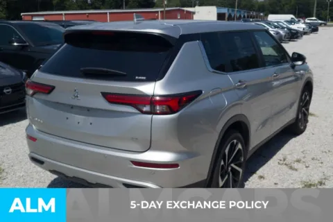 Another view of 2024 Mitsubishi Outlander SE for sale in Florence, SC at ALM Hyundai Florence