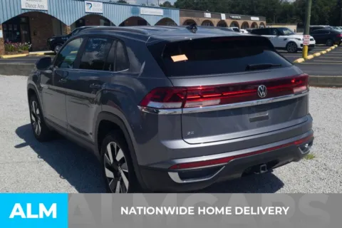 More photos of 2025 Volkswagen Atlas Cross Sport 2.0T SE w/Technology at ALM Hyundai Florence, SC