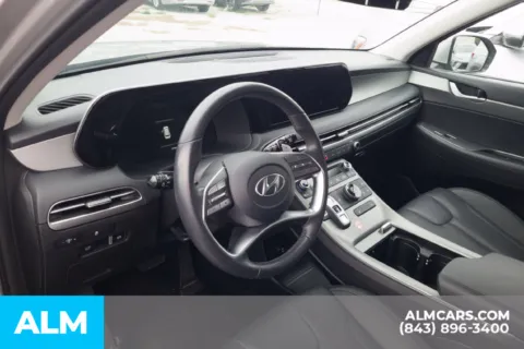 More photos of 2025 Hyundai Palisade SEL at ALM Hyundai Florence, SC