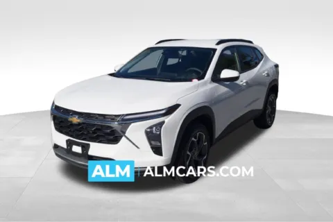 White 2025 Chevrolet Trax LT for sale in Florence, SC