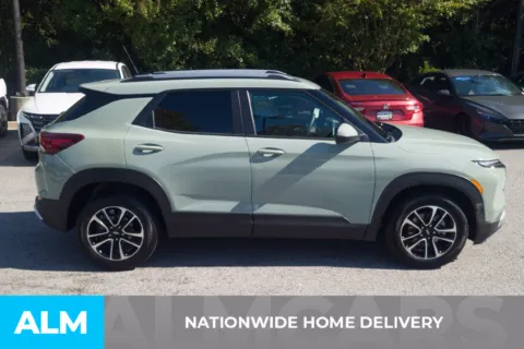 More photos of 2025 Chevrolet TrailBlazer LT at ALM Hyundai Florence, SC