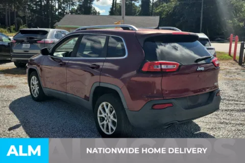 More photos of 2018 Jeep Cherokee Latitude Plus at ALM Hyundai Florence, SC