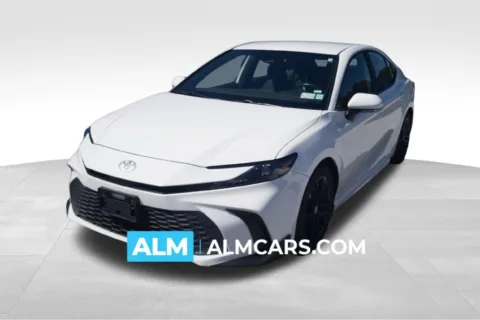 White 2025 Toyota Camry SE for sale in Florence, SC