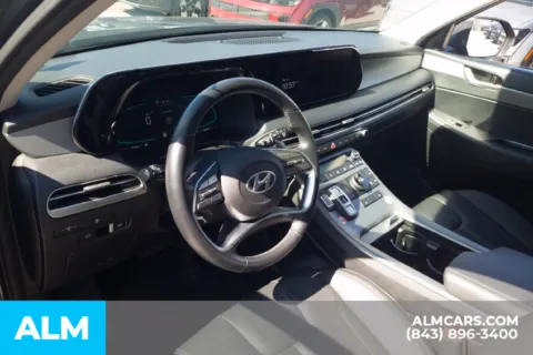 More photos of 2025 Hyundai Palisade SEL at ALM Hyundai Florence, SC