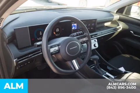 More photos of 2025 Hyundai Tucson SEL at ALM Hyundai Florence, SC