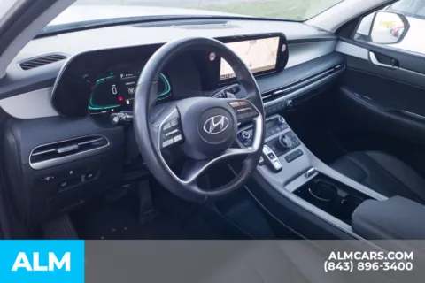 More photos of 2025 Hyundai Palisade SEL at ALM Hyundai Florence, SC