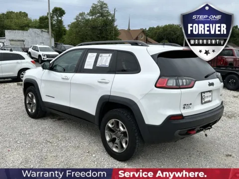 More photos of 2019 Jeep Cherokee Trailhawk at Pensacola Used Cars, FL