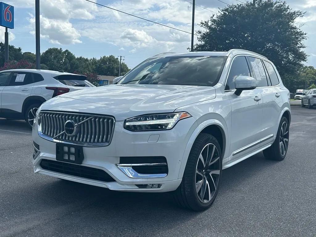 White 2024 Volvo XC90 B6 Plus Bright Theme for sale in Pensacola, FL