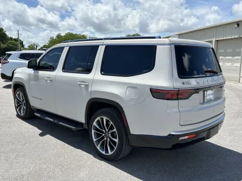 More photos of 2022 Jeep Wagoneer Series II at Pensacola Used Cars, FL