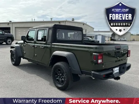 More photos of 2023 Jeep Gladiator Sport at Pensacola Used Cars, FL