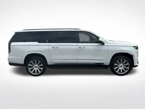 More photos of 2021 Cadillac Escalade ESV Sport Platinum at Pensacola Used Cars, FL