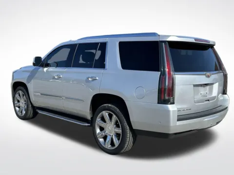 More photos of 2020 Cadillac Escalade Luxury at Pensacola Used Cars, FL