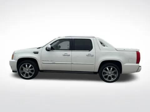 Another view of 2013 Cadillac Escalade EXT Premium for sale in Pensacola, FL at Pensacola Used Cars