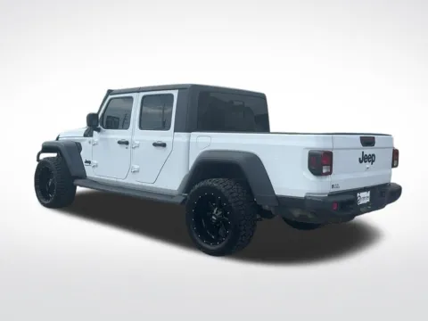 More photos of 2020 Jeep Gladiator Sport at Pensacola Used Cars, FL