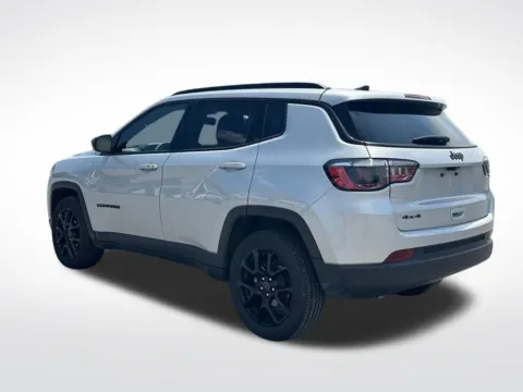 More photos of 2025 Jeep Compass Latitude at Pensacola Used Cars, FL