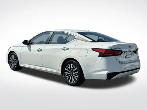 More photos of 2025 Nissan Altima 2.5 SV at Pensacola Used Cars, FL