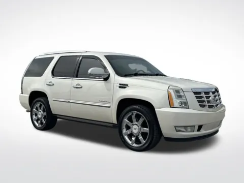 More photos of 2011 Cadillac Escalade Premium at Pensacola Used Cars, FL
