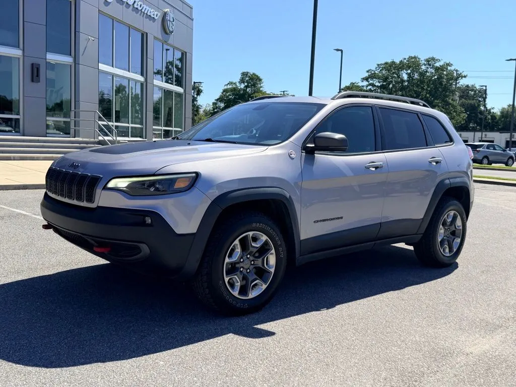Silver 2019 Jeep Cherokee Trailhawk for sale in Pensacola, FL