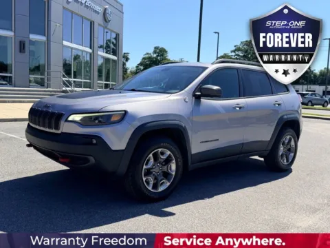 Photos of 2019 Jeep Cherokee Trailhawk for sale in Pensacola, FL at Pensacola Used Cars