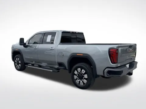 More photos of 2024 GMC Sierra 2500 HD Denali at Step One Motorsports, FL