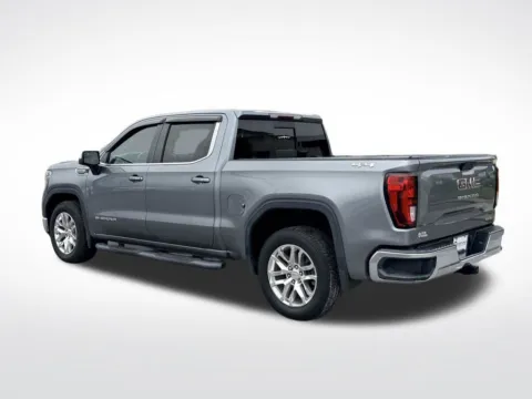 More photos of 2020 GMC Sierra 1500 SLE at Step One Motorsports, FL