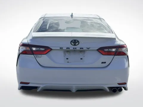 More photos of 2022 Toyota Camry SE at Step One Motorsports, FL